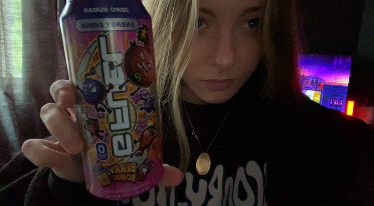 got the berry bomb #gfuel can td🖤

what’s ur favourite #GFUEL can flavour?