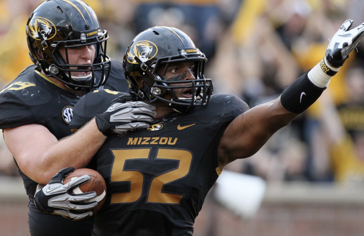 Malachi Curvey (@mcurvey34) on Twitter photo After a great conversation and camp with <a href="/coach_peoples/">Kevin Peoples</a> I am blessed to say i have EARNED an offer from the university of Missouri! <a href="/CoachErikLink/">erik.link</a> <a href="/MizzouFootball/">Mizzou Football</a> <a href="/AllenTrieu/">Allen Trieu</a> @Rivals_Clint <a href="/Bdrumm_Rivals/">Brandon Drumm</a> After a great conversation and camp with <a href="/coach_peoples/">Kevin Peoples</a> I am blessed to say i have EARNED an offer from the university of Missouri! <a href="/CoachErikLink/">erik.link</a> <a href="/MizzouFootball/">Mizzou Football</a> <a href="/AllenTrieu/">Allen Trieu</a> @Rivals_Clint <a href="/Bdrumm_Rivals/">Brandon Drumm</a>