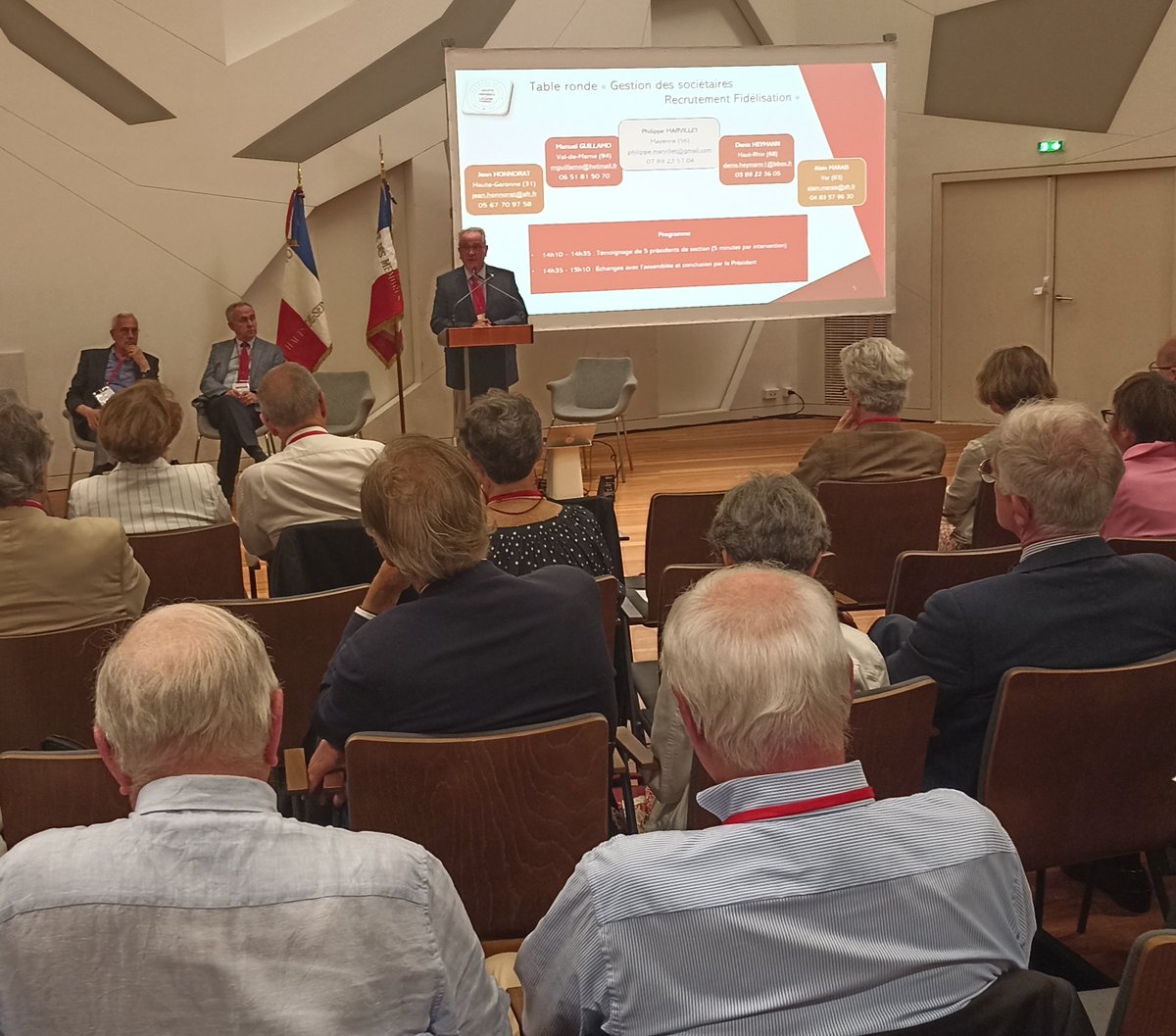 Rencontre très riche toute la journée entre les 80 présidents de sections (France et Etranger) et les membres du siège mais aussi du CA.
Organisation, communication, recrutement, autant de thèmes abordés