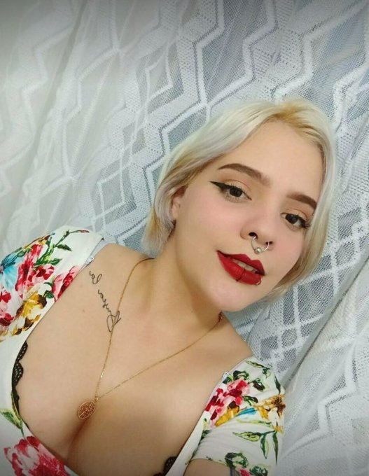 Diosaada2 💋 - Feeling pretty today 🥵 https://t.co/59HXHovk1O