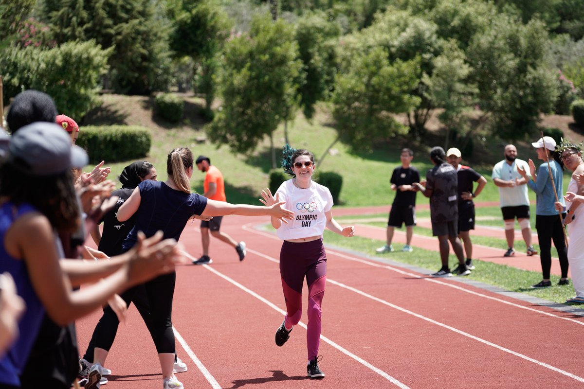 IOA_Official's tweet photo. The daily program of the Young Olympic Ambassadors during the 63rd IOA Session was full of sports activities. After all, Olympism is a way of sports life…
#YOA2023
#IOA
#IOASessions
#OlympicStudies https://t.co/ekFDo8Fkm1