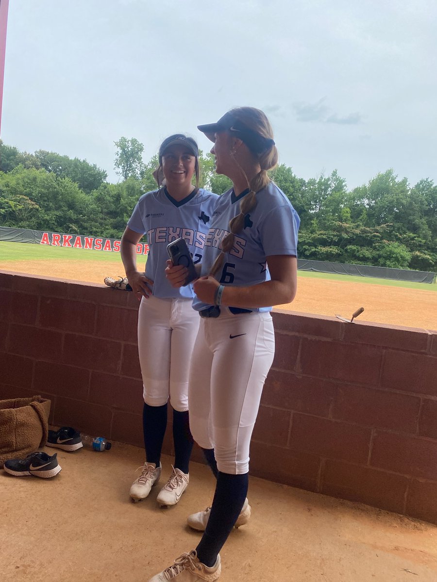 grove_softball's tweet photo. Representing at the FCA All star Softball Game!! https://t.co/nh9sYHdHBy
