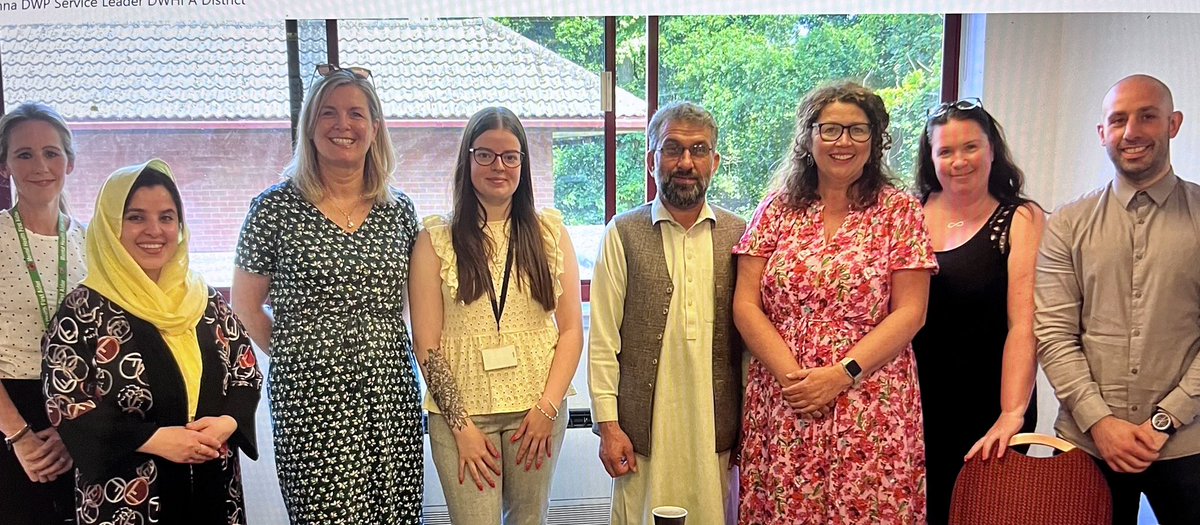 It was a pleasure to spend time with the #Swindon #Jobcentre team who are working collaboratively with <a href="/SwindonCouncil/">Swindon Borough Council</a> and <a href="/ukhomeoffice/">Home Office</a> to help our customers find work and make new lives in the UK  #RefugeeWeek - 10 job starts this week 👏🏻 <a href="/RamachandranDWP/">PRamachandranDWP CBE</a>