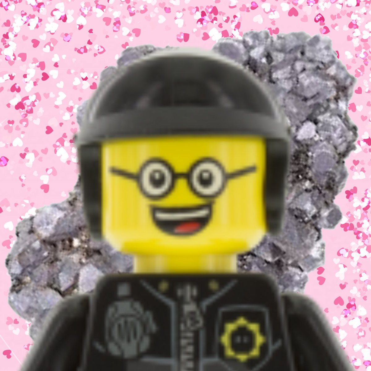 leadpoisonotd's tweet photo. Good Cop from Lego has Lead Poisoning! https://t.co/dNiKuoTONB