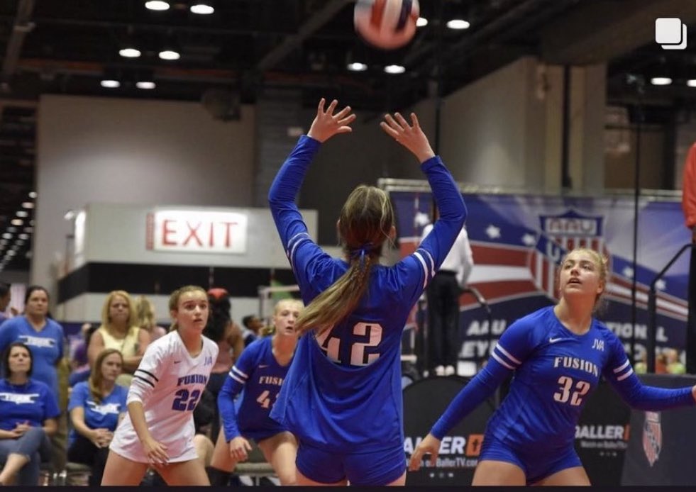 aclark2026's tweet photo. 2023 club season has come to an end. I have had so much fun playing with my awesome teammates! @ClubFusionVB #volleyball #setter https://t.co/T8KBuhz1Ww