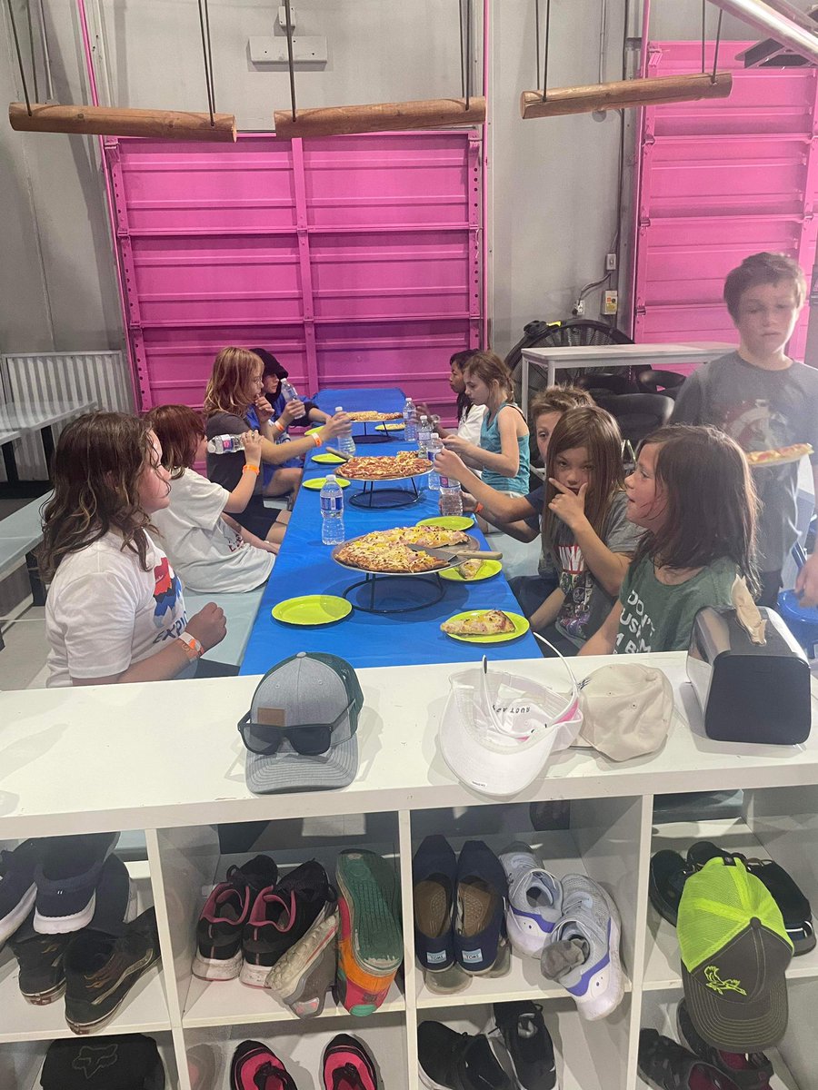 Mariah Bouchard tweet media