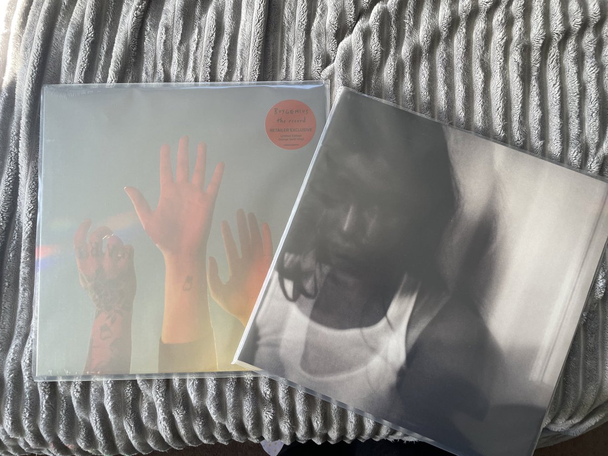 bridiepc's tweet image. So happy to add these to my collection!!  Will be shopping for more very very soon 🤩

@DiscrepancyRcds #purevinyl