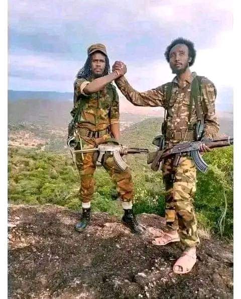 GarbiiB's tweet image. #𝙄𝙣𝙟𝙞𝙛𝙖𝙣𝙣𝙤𝙤_𝘽𝙤𝙤𝙣𝙨𝙖𝙖_𝙈𝙪𝙣𝙚𝙚𝙨𝙨𝙖𝙖
#Arsii Bahaa Muneessaa
Ganda Heebanitti warra sakattaaf baate leencichi mataa maruun
*45 ajjeesee 
*100 madoo godhe!
Odeessa gama meeshan argamee booda walitti deebina
OROMIYAAN BIYYA
#WBO_Waliin_Fulduratti