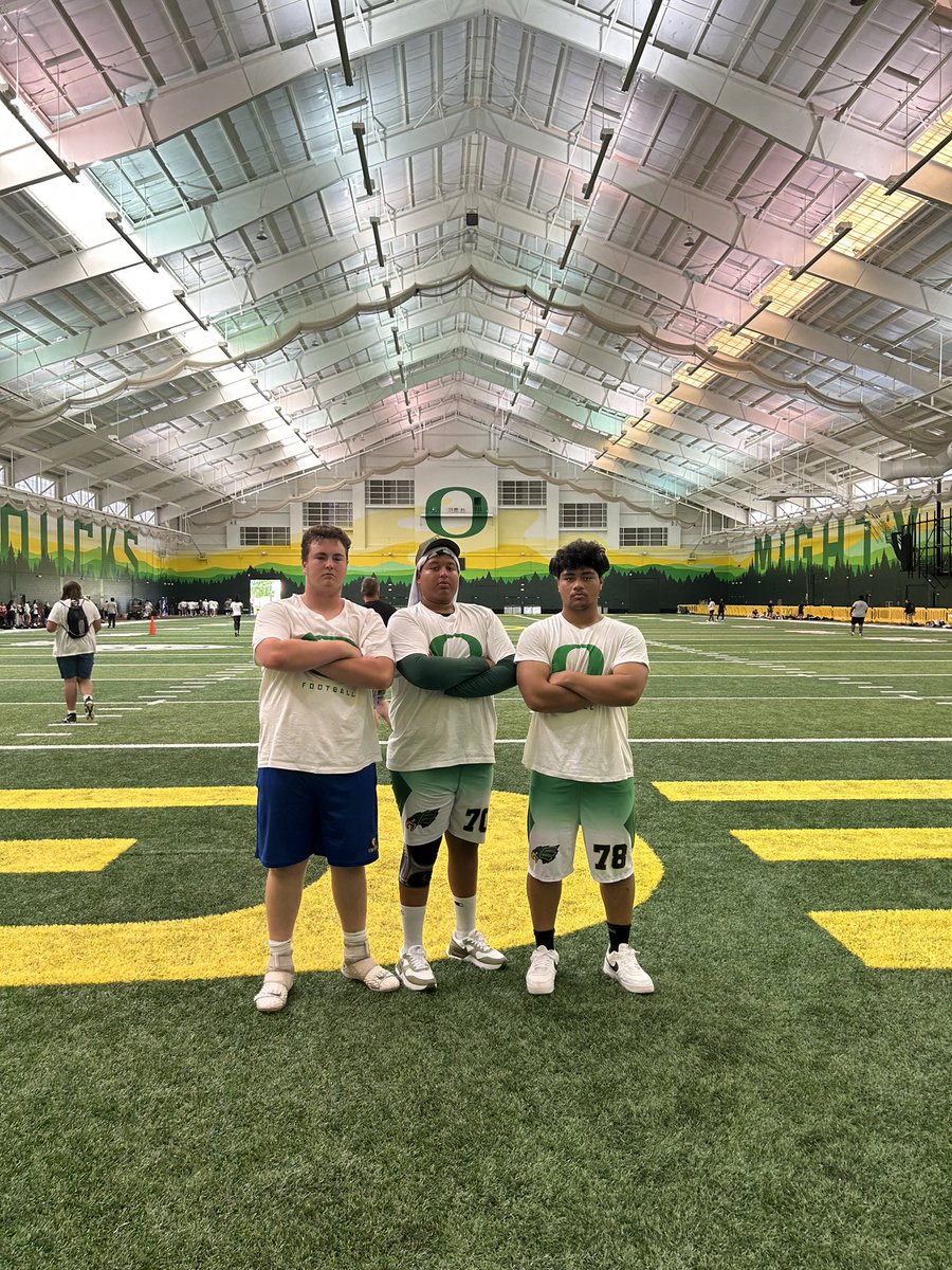 Rapibechill's tweet photo. Oregon camp, Had to represent the eagle nation🦅🏈#ikemob #JustDoIt https://t.co/NOTOAvOnQh