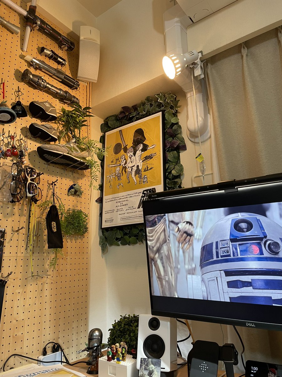 kim14679's tweet image. ポスター、フレームに入れた。
良い。
#アンリーシュドS 
#jigowatt 
#スターウォーズ
#starwars