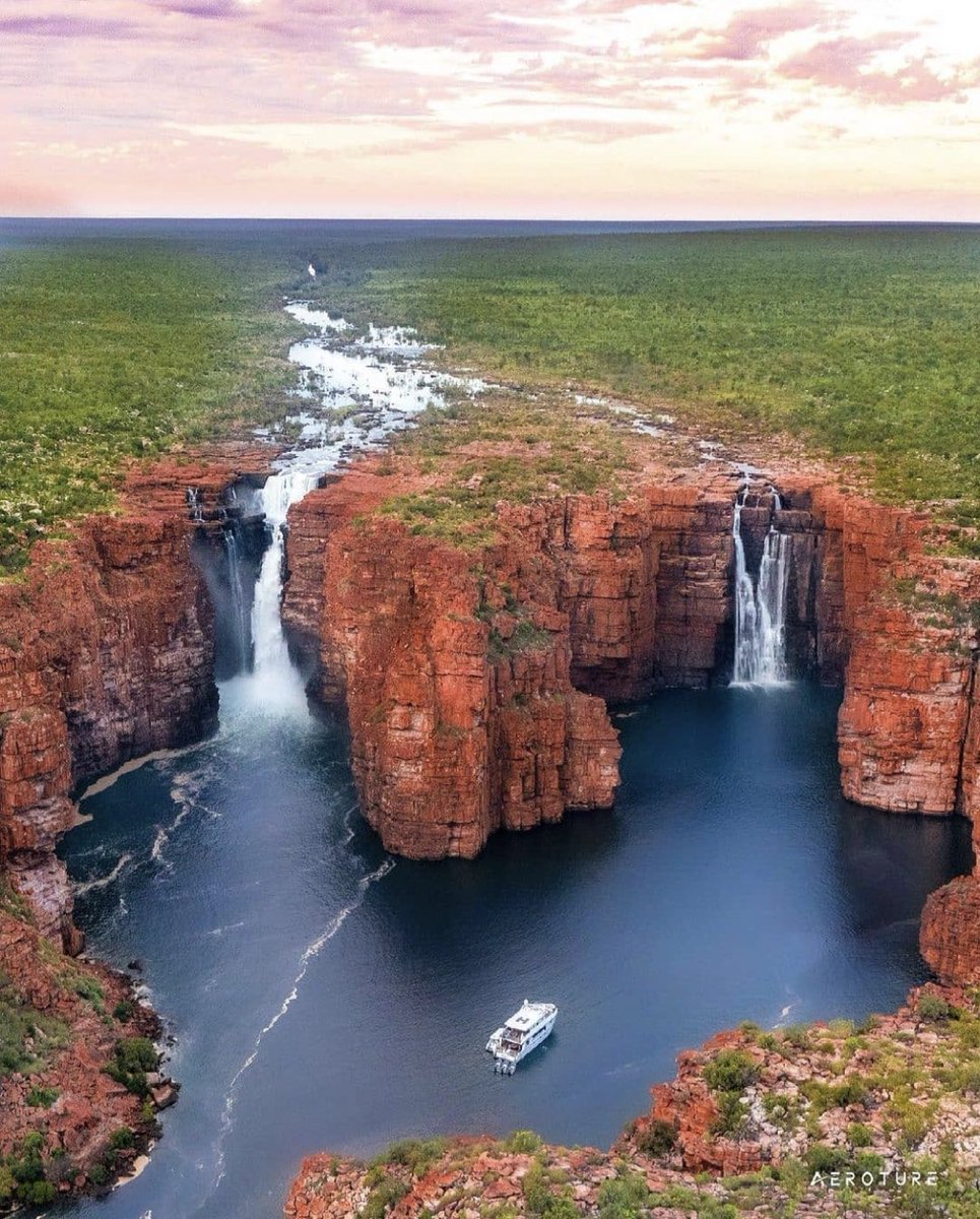 King George Falls
The Kimberley
Western Australia
@aeroture_aus
#seeaustralia #KingGeorgeFalls #TheKimberley #WesternAustralia