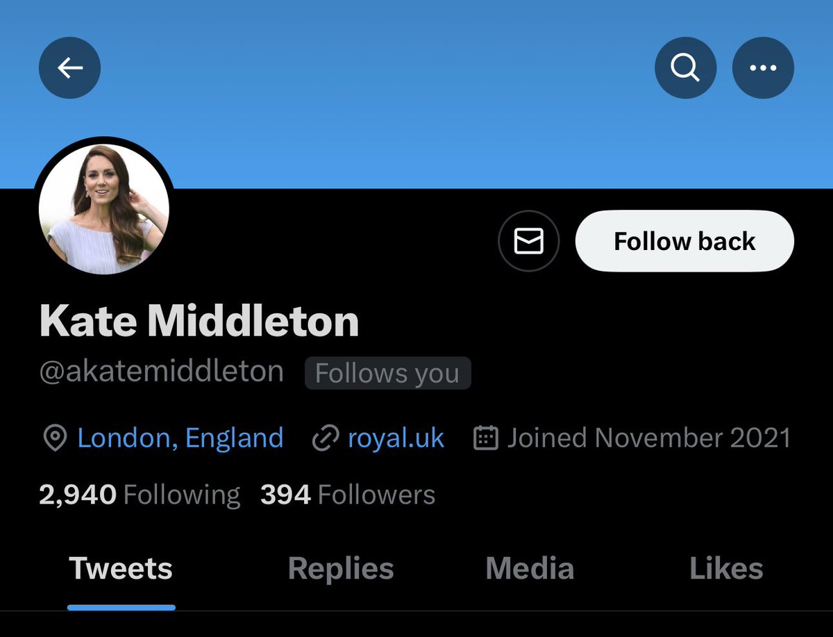 Russell 🏳️‍🌈 tweet media