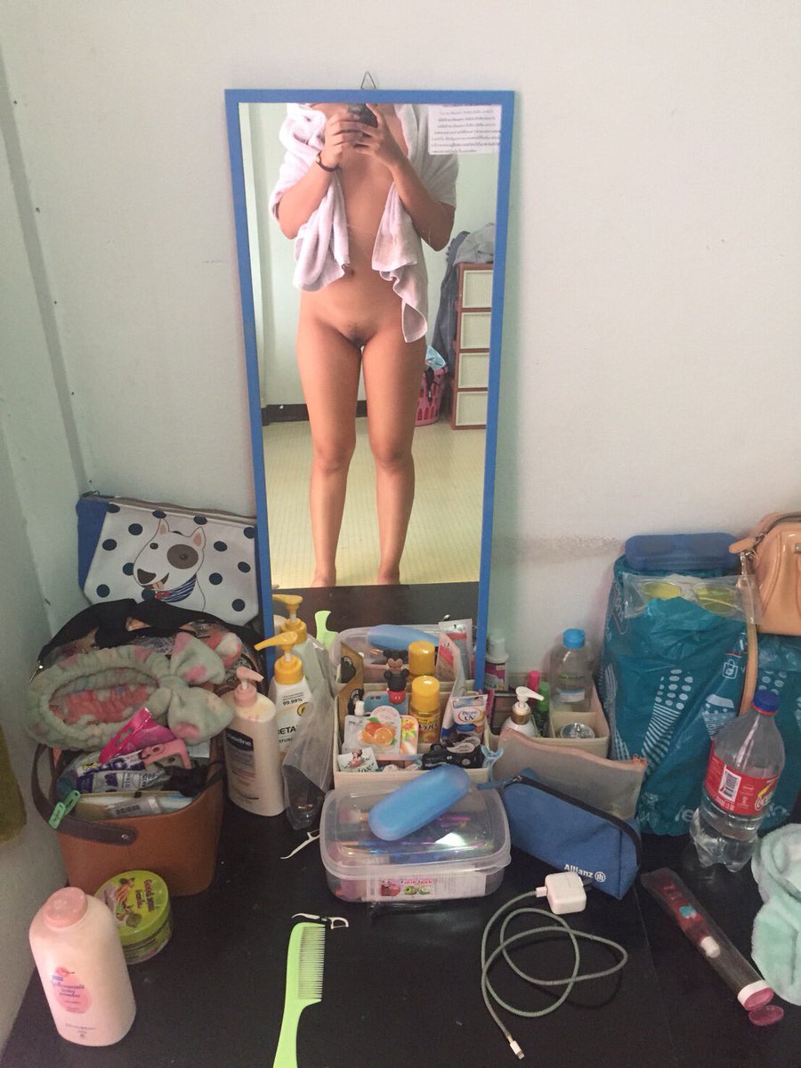 Femco25e's tweet photo. เพื่อนสาวถ่ายส่งมาให้ดู https://t.co/ZAbzvvL9pU