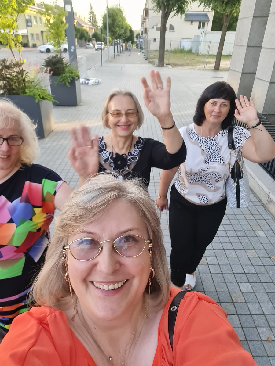 JaninaDambraus1's tweet image. Man patinka mano darbas, ypač kaip susipažįsti  su daug nuostabių žmonių.
#alytus #lithuania