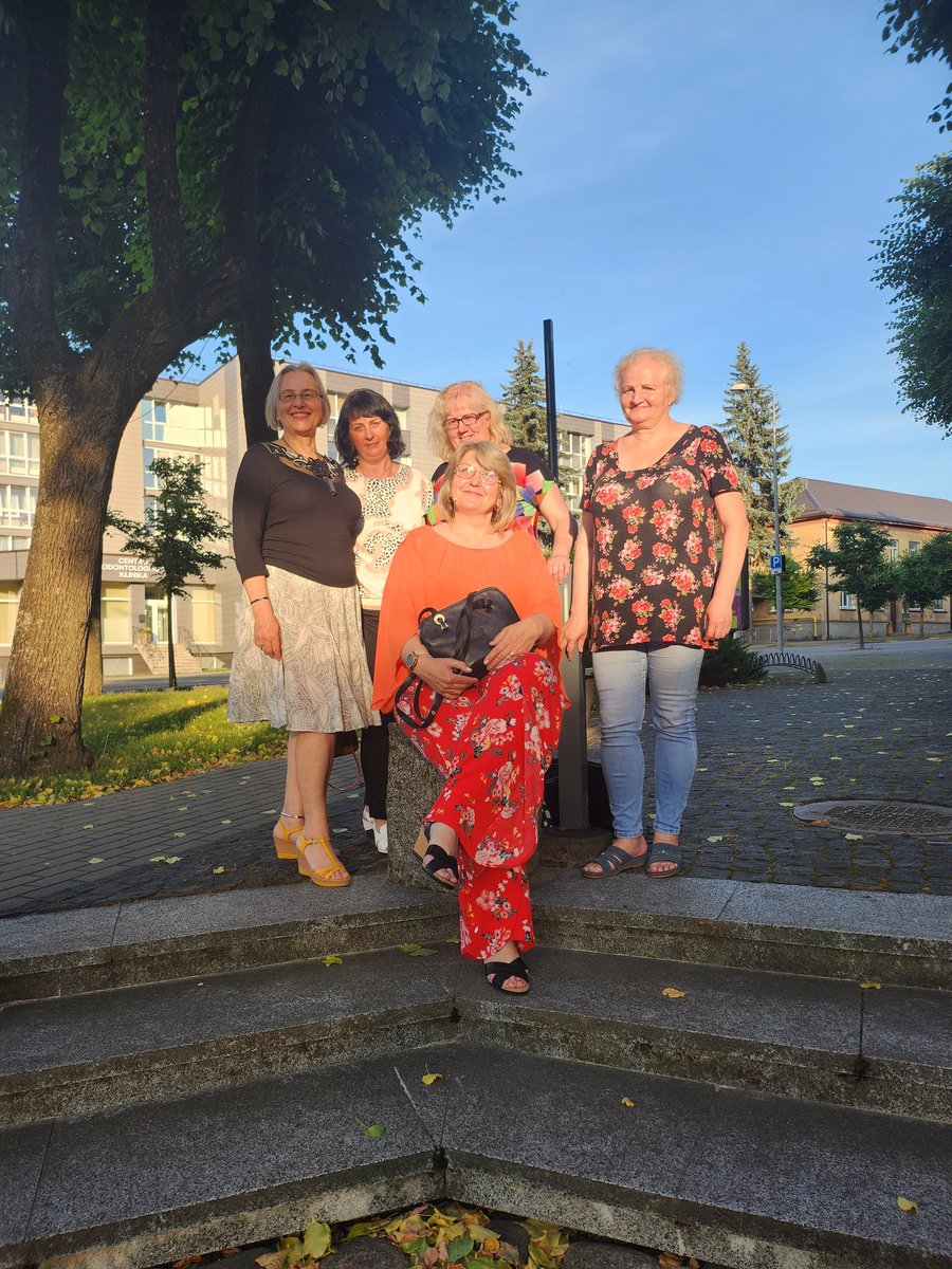 JaninaDambraus1's tweet image. Man patinka mano darbas, ypač kaip susipažįsti  su daug nuostabių žmonių.
#alytus #lithuania