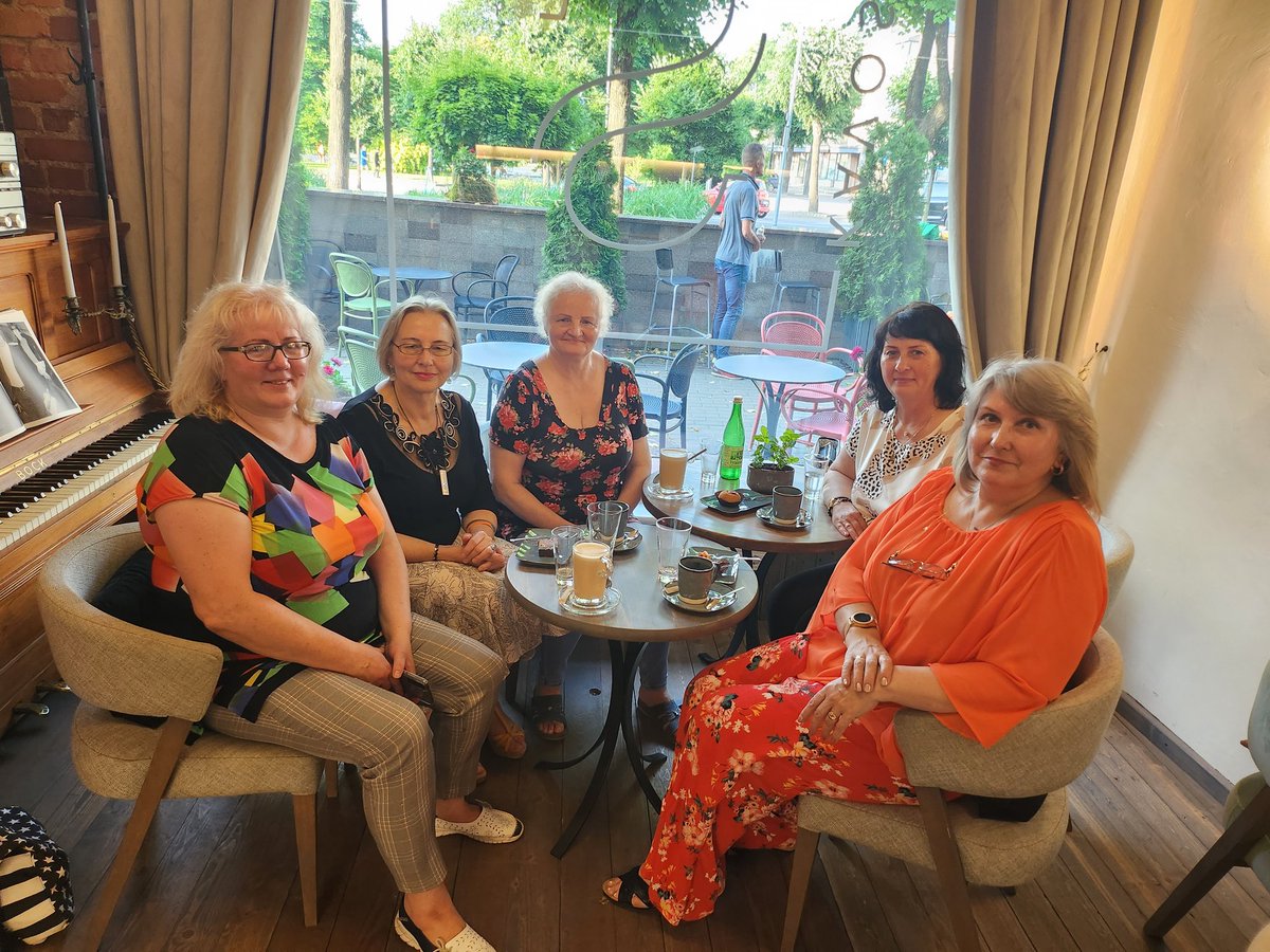 JaninaDambraus1's tweet image. Man patinka mano darbas, ypač kaip susipažįsti  su daug nuostabių žmonių.
#alytus #lithuania