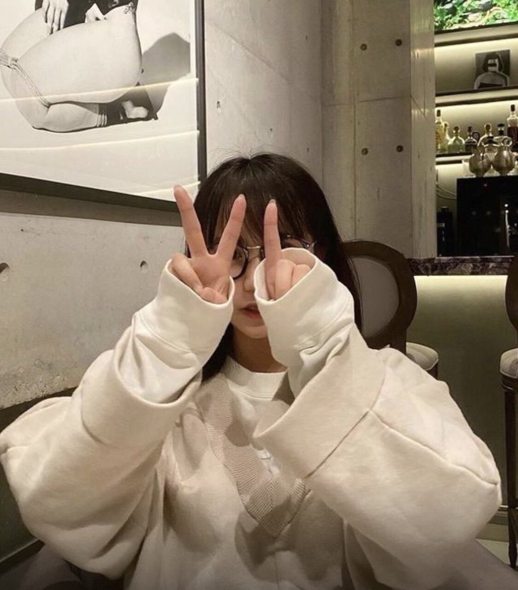 MaryOcampo26723's tweet photo. お互いに性欲解消できる関係希望です🥰
経験は気にしないので童貞筆下ろしエッチもしてみたいです🍼
いつかの友達に盗撮されたやつ載せておきます！
＃オフぱこ募集 
#裏アカ女子 https://t.co/jscRvzcH6t