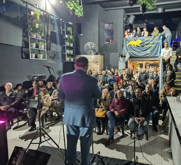 daianasanti_'s tweet photo. #cierredecampaña
@pdemocratacba 🗳
#cordoba #lista #a304 https://t.co/B4AjQ8rz3m