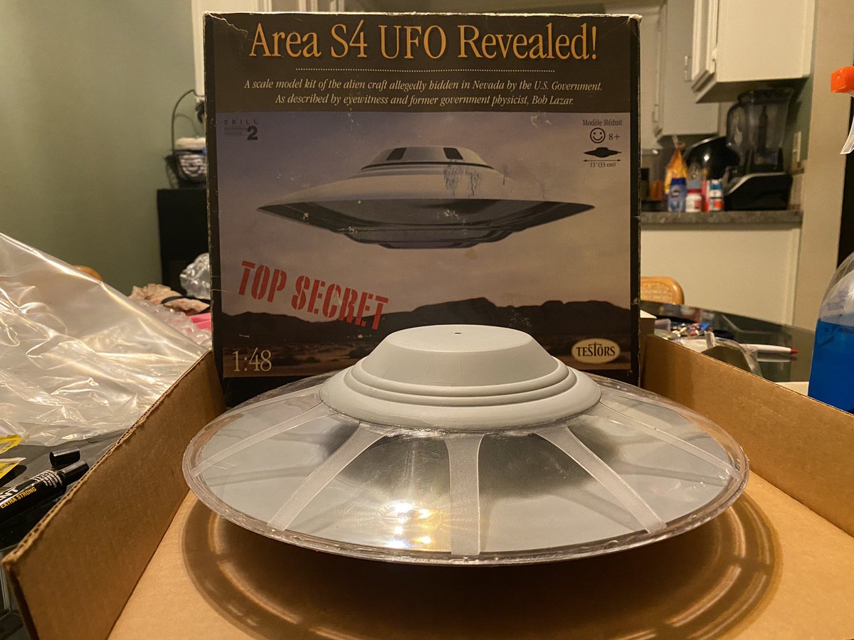 Working on the first model I’ve ever put together, the Area 51 S-4 UFO flying saucer! 🛸 I’ve had this for 6 years, finally glued it together! When it dries I’ll paint it. Very easy model to work on #area51 #s4 #boblazar #ufo #uap #flyingsaucer #ufotwitter #ufotwitterweek