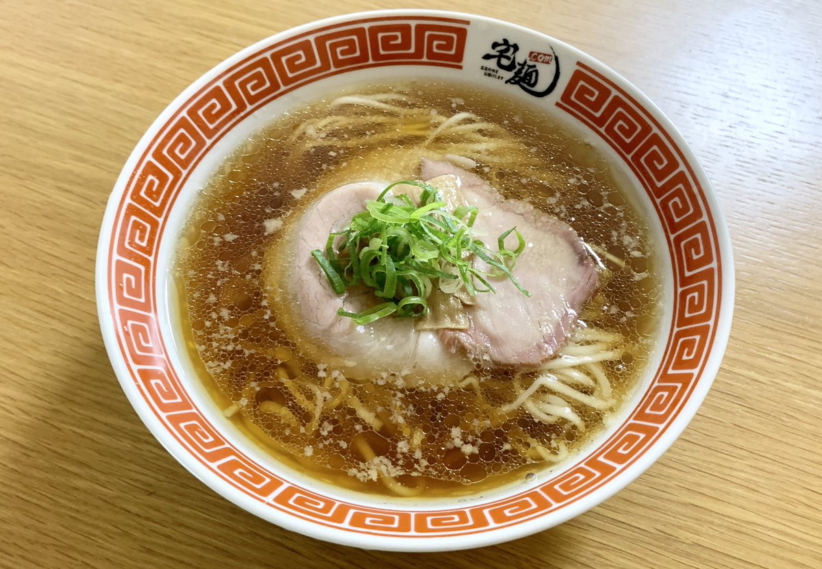 nyai_Takumen's tweet image. 【今日のHOME麺】

Japanese Ramen Noodle Lab Q × 青森中華そばオールウェイズ「アズ オールウェイズ 醤油らぁ麺」@宅麺.com

限定師弟コラボのうまし🤤

たぶん昆布？鶏と豚のベースと共に濃厚な和の旨味が融合🤤麺がしなやかでたまらん🍜

ごち麺でした🙏

#ラーメン #宅麺
#LabQ #オールウェイズ