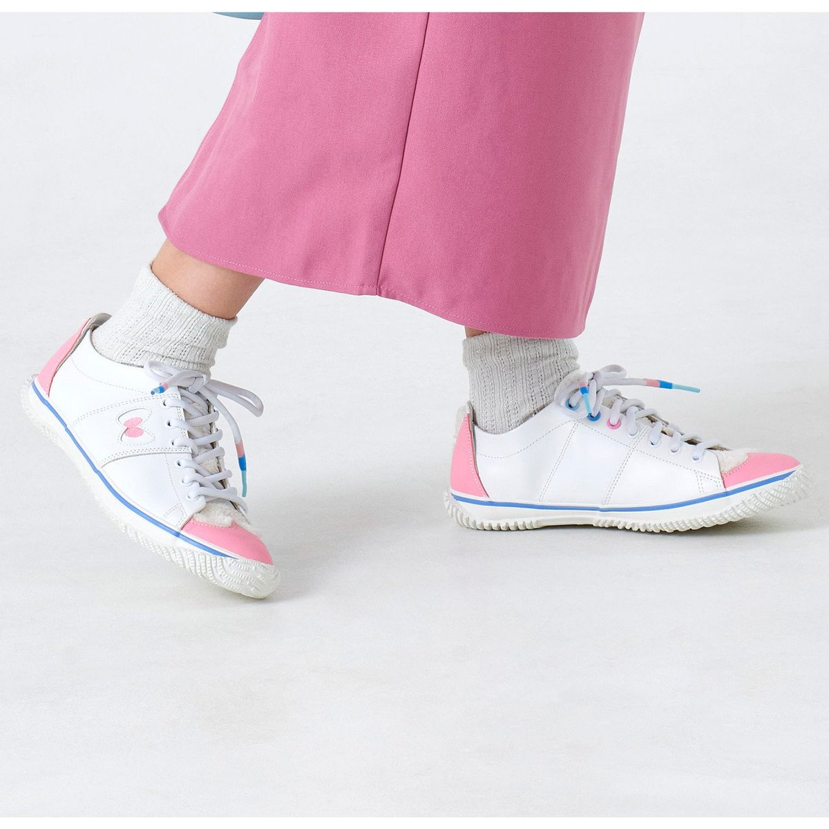 pokejungle's tweet image. Sylveon shoes