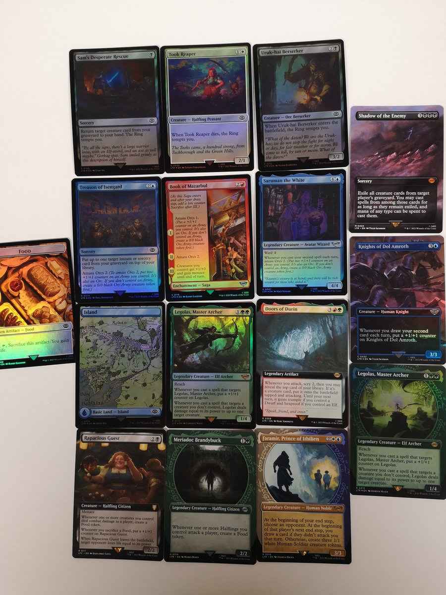 TheBeardedPen's tweet photo. Happy birthday to me with Day 22's collector booster! No ring, one of one or otherwise, but still some cool full-arts and nice-looking foils. Do I try and take another bite at the apple sometime? Maybe, but for now we'll look forward to Day 23! https://t.co/t8jVVI7XGg