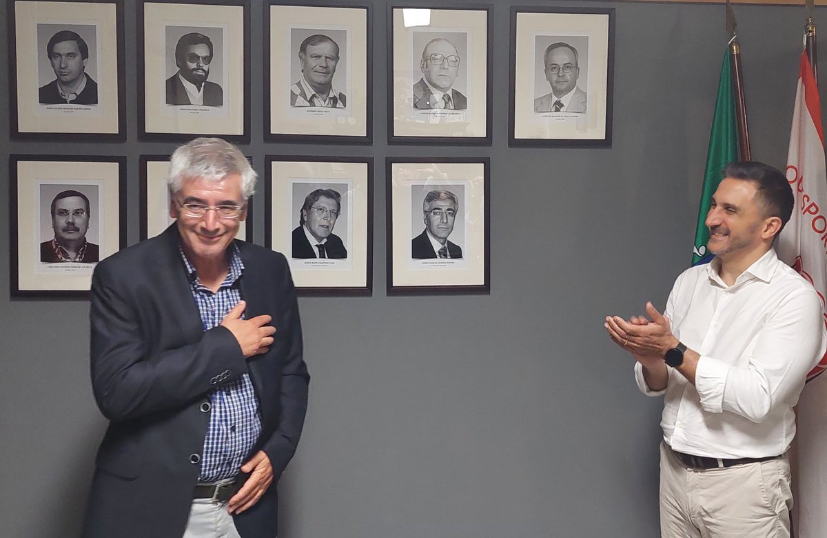 gdbleca's tweet photo. Novos Órgãos Sociais do GDBL, eleitos em Assembleia Geral realizada a 22 de Junho. Na foto, Presidentes de Direção: cessante; Dr. Jorge Guerra Soares (perpetuado na Galeria de Presidentes), da Direção eleita: José Querido Madureira.
Bom mandato no biénio 2023-2025!
.....
#GDBL https://t.co/5PFg533cRe