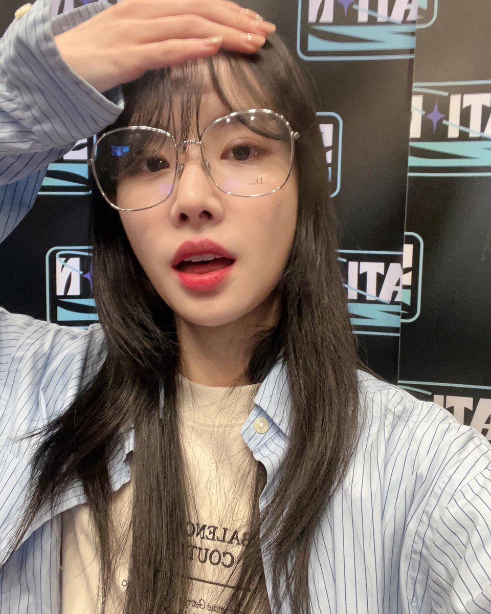 iriesta29's tweet photo. 😍a... #설아나의소울메이트  
#이리에👫#김현정 941224 
#Team_KIM #KimHyunjung
#SEOLA💋🥰#IRIE
#설아❤#아이리 💙#설아이리
#SweetOfLUV #i_SEOLav_u #LuvAcrossTheSpace💖🚀....🌏
#SeolaMySoulmate 
#WJ_Please #WouldYouLuvMe ☄
#우주소녀 #WJSN #kpopjav
#i_WJSN https://t.co/pY8hrZ1PaR