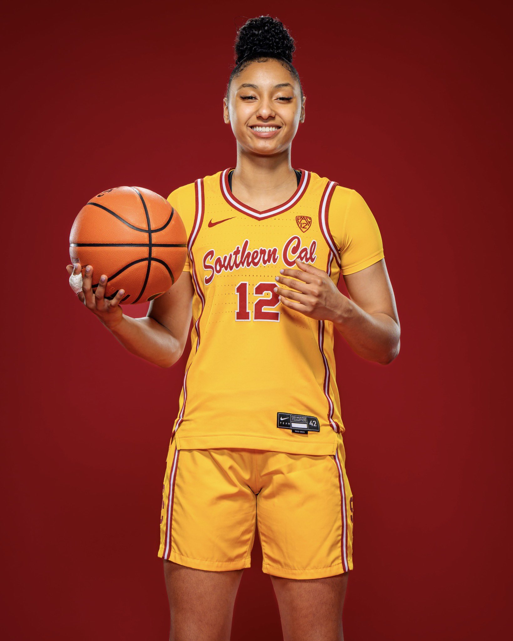USC Women's Basketball on Twitter: "𝐓𝐇𝐄 𝐋𝐄𝐆𝐀𝐂𝐘 𝐂𝐎𝐍𝐓𝐈𝐍𝐔𝐄𝐒 🟡 ️ https://t