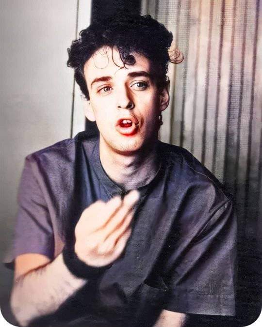 CYNCERATIYSODA's tweet photo. "Adonde vas?..."
#niunsegundo
@sodastereo
@cerati
@ZetaBosiobyZeta https://t.co/Tsu7yxztsQ
