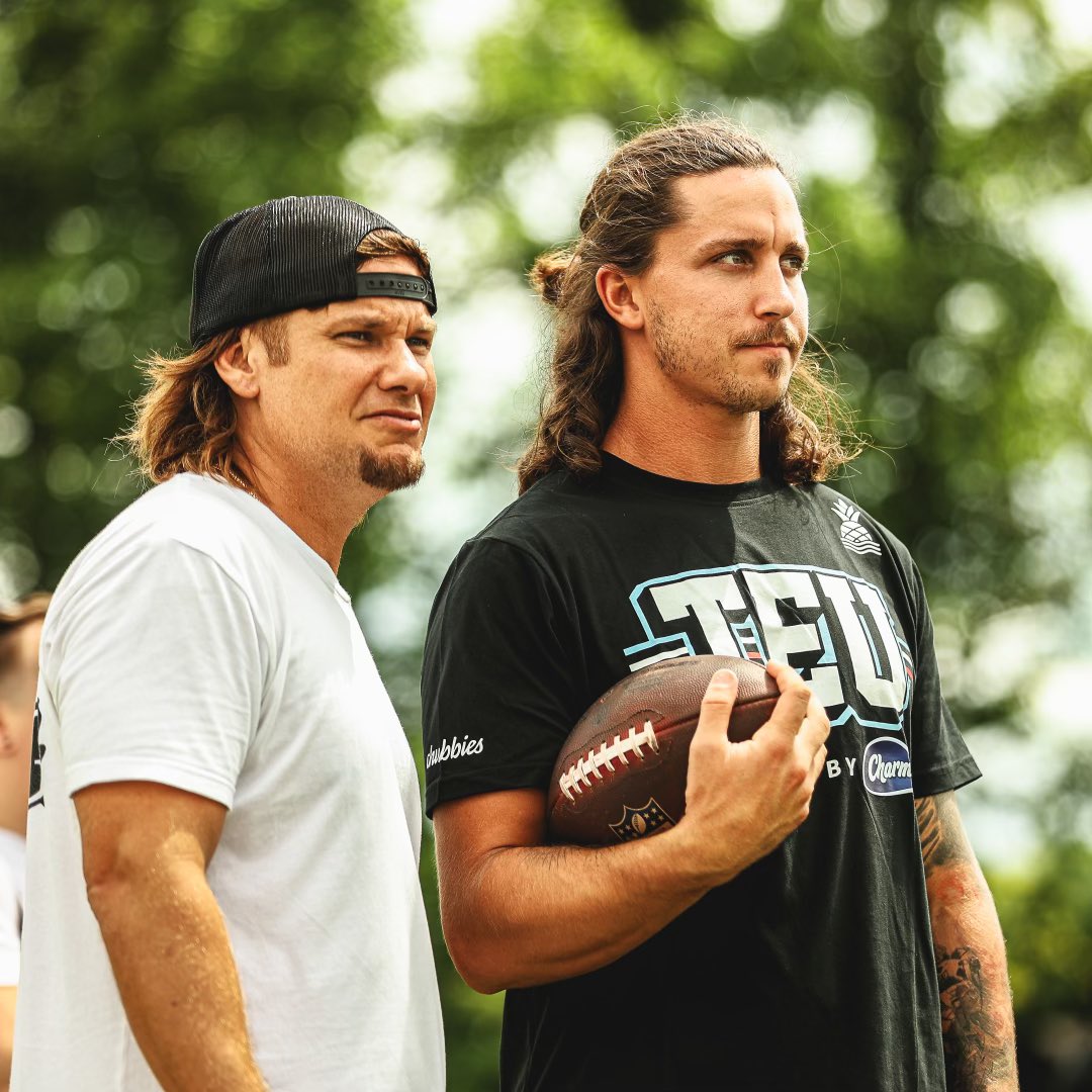 Kurt Benkert tweet media