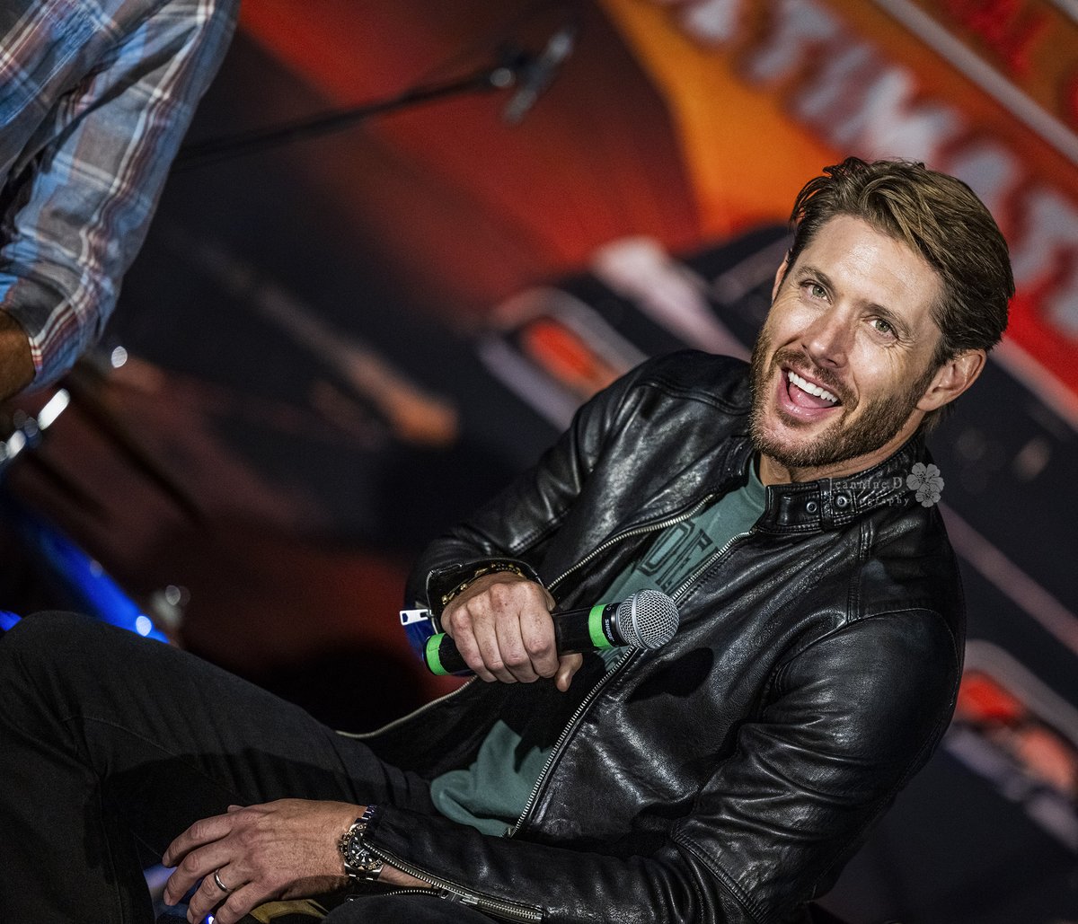 GranuailleLing's tweet image. This feels very "I'm Batman😁"
@JensenAckles @CreationEnt @nerdsandbeyond 
#JensenAckles #SPNFamily 

I think this is #spnkc