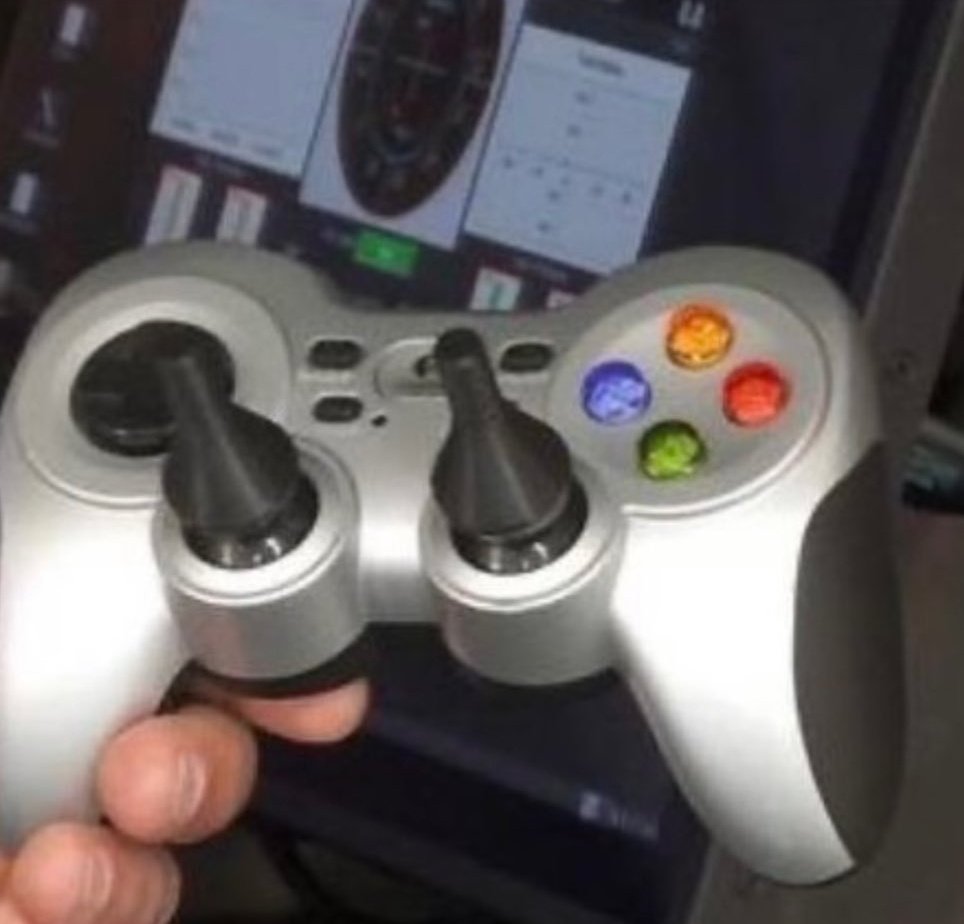 retro16b's tweet image. don&apos;t forget

↑↑↓↓←→←→BA

#Logitech
#controller