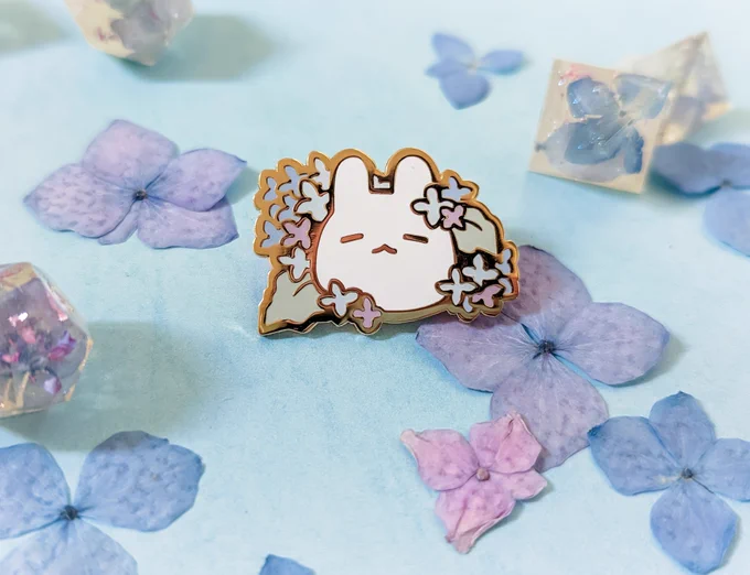  Osmanthus, Tulip, and Hydrangea buns + a new Sakura blossom pin will be debuting at AX 
