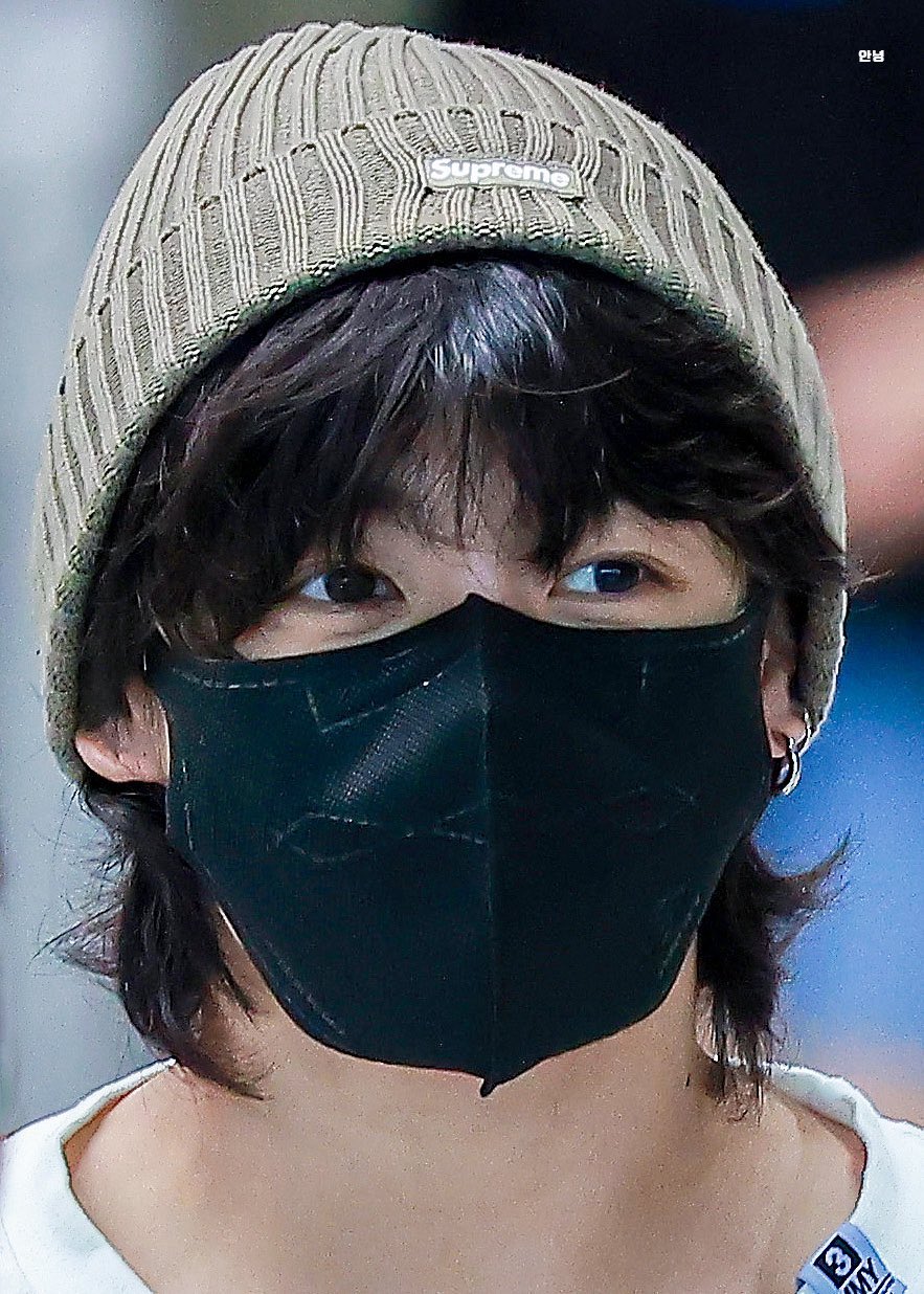 FzRJeXQaAAAkJqq?format=jpg&name=large