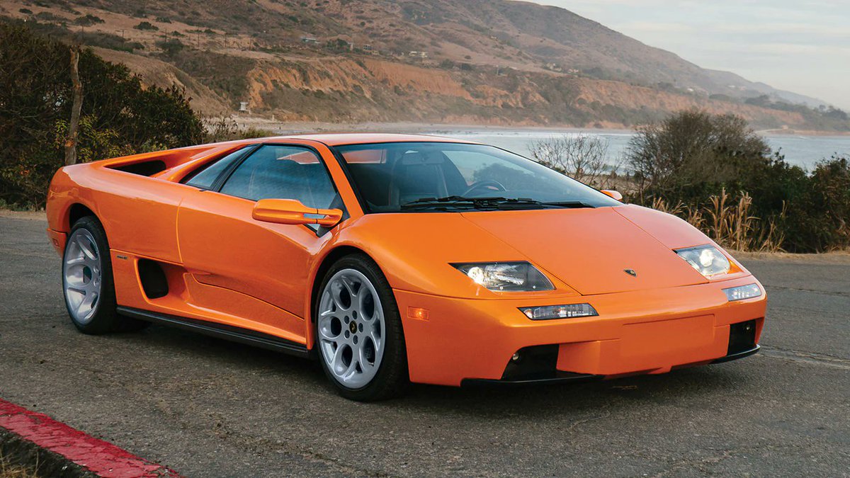 🧡Lamborghini  #supercar #classic #lambo #hypercar #zackbennett