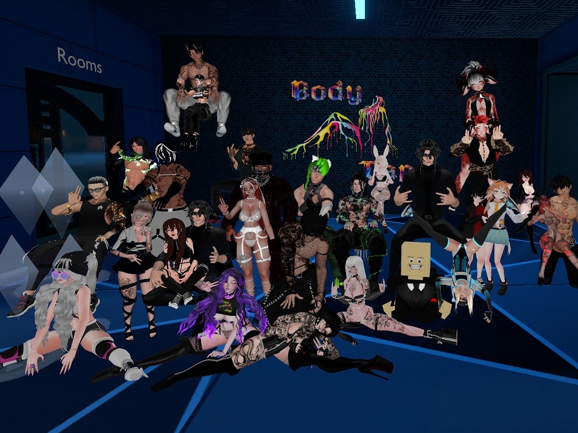 LipBiteVr's tweet photo. Our new Club Body Tap. Photo from Grand Opening.

To join #LipBite 💋 go to https://t.co/weNH9wmlqR

#chilloutvrcommunity #vrchatcommunity #bodytap #vrchatdanceclub #vrchatdancer
#vrchat #vrfamily #vrchatphotos #lipbitecommunity #lipbitefamily #chilloutvr https://t.co/YCi9rDfltn