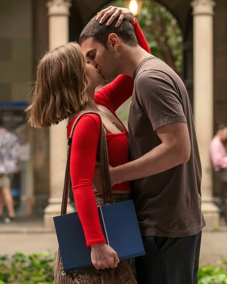 atdmvxnetflix's tweet photo. Mañana #ATravésDelMar ✨ https://t.co/J3RdAsv0Mj