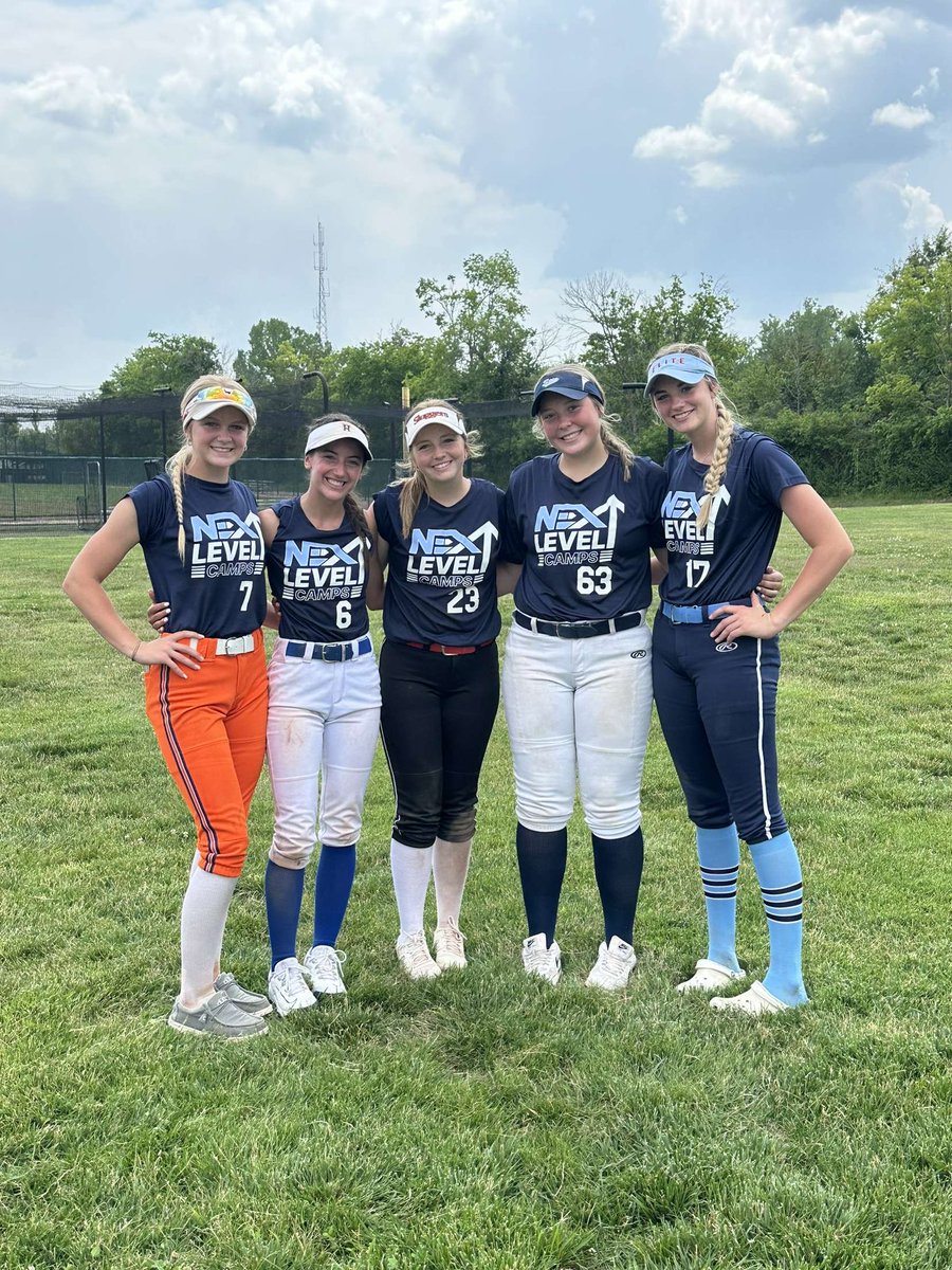 NixMacey's tweet photo. Thank you Next Level for having such an amazing camp! I wanted to thank all of the coaches for coming out and showing me new drills while also learning the game. @HowellSoftball @STLStix05 @Jeffco_softball @SCCougsSoftball @CMUeaglesSBB @sfccmo_softball https://t.co/vKk4YcSJ5c