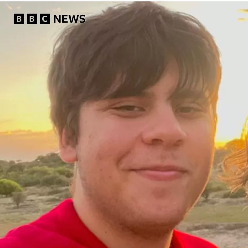 BBCWorld's tweet photo. 19-year-old Suleman Dawood was hesitant about going on the dive to see the Titanic wreck, says aunt

Follow the latest  ⬇️