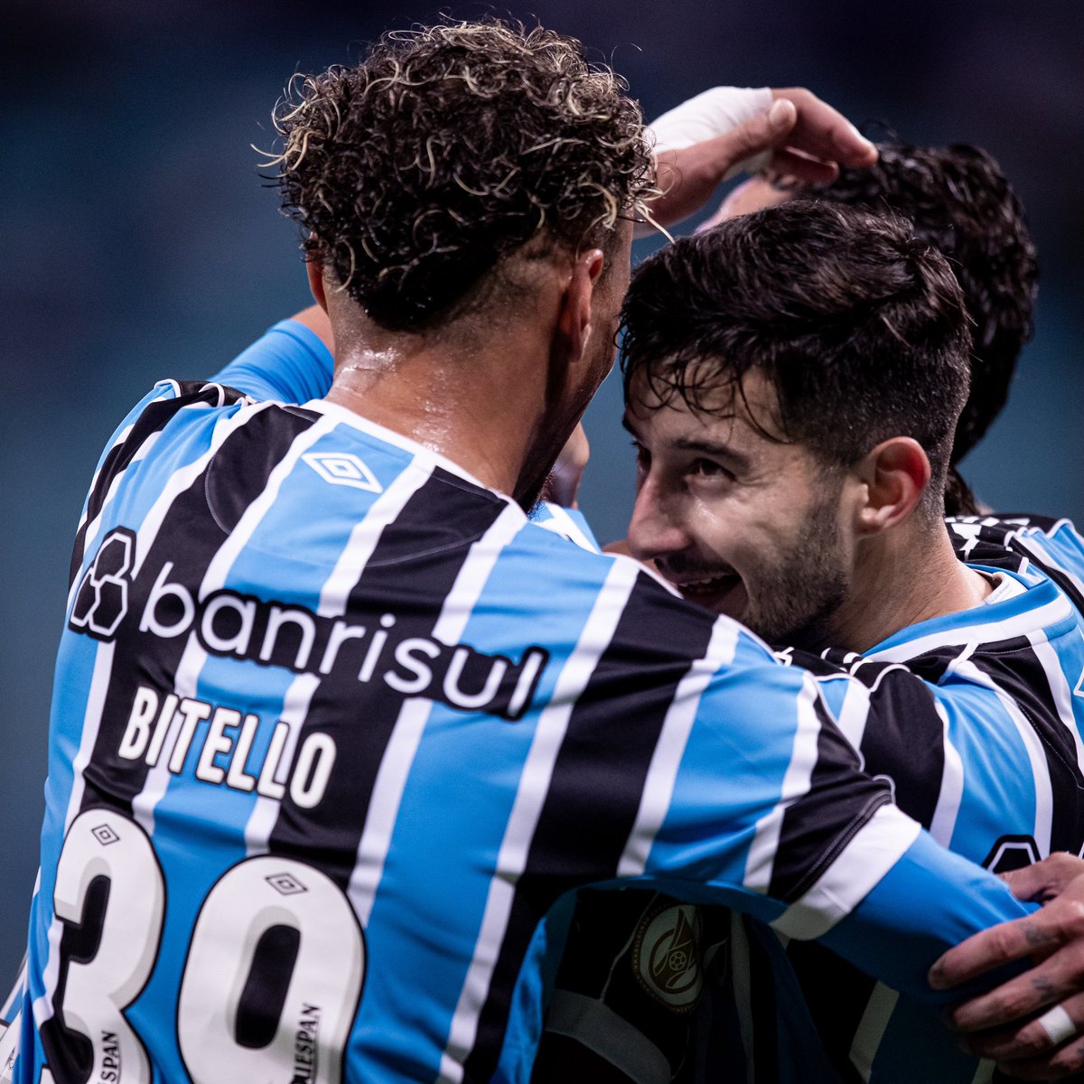 Bitello_00's tweet photo. Mais uma vitoria dentro da nossa casa. Feliz pelo gol. Seguimos !! 🙏🏻💙🇪🇪 +1 https://t.co/u3bNtut8Zq