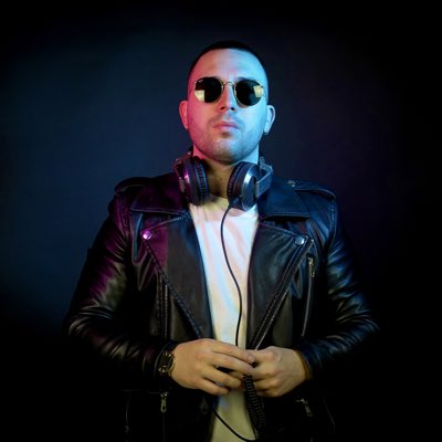 SalernoDeejay's tweet photo. #NuovaFotoProfilo https://t.co/B1YMqM9uGk
