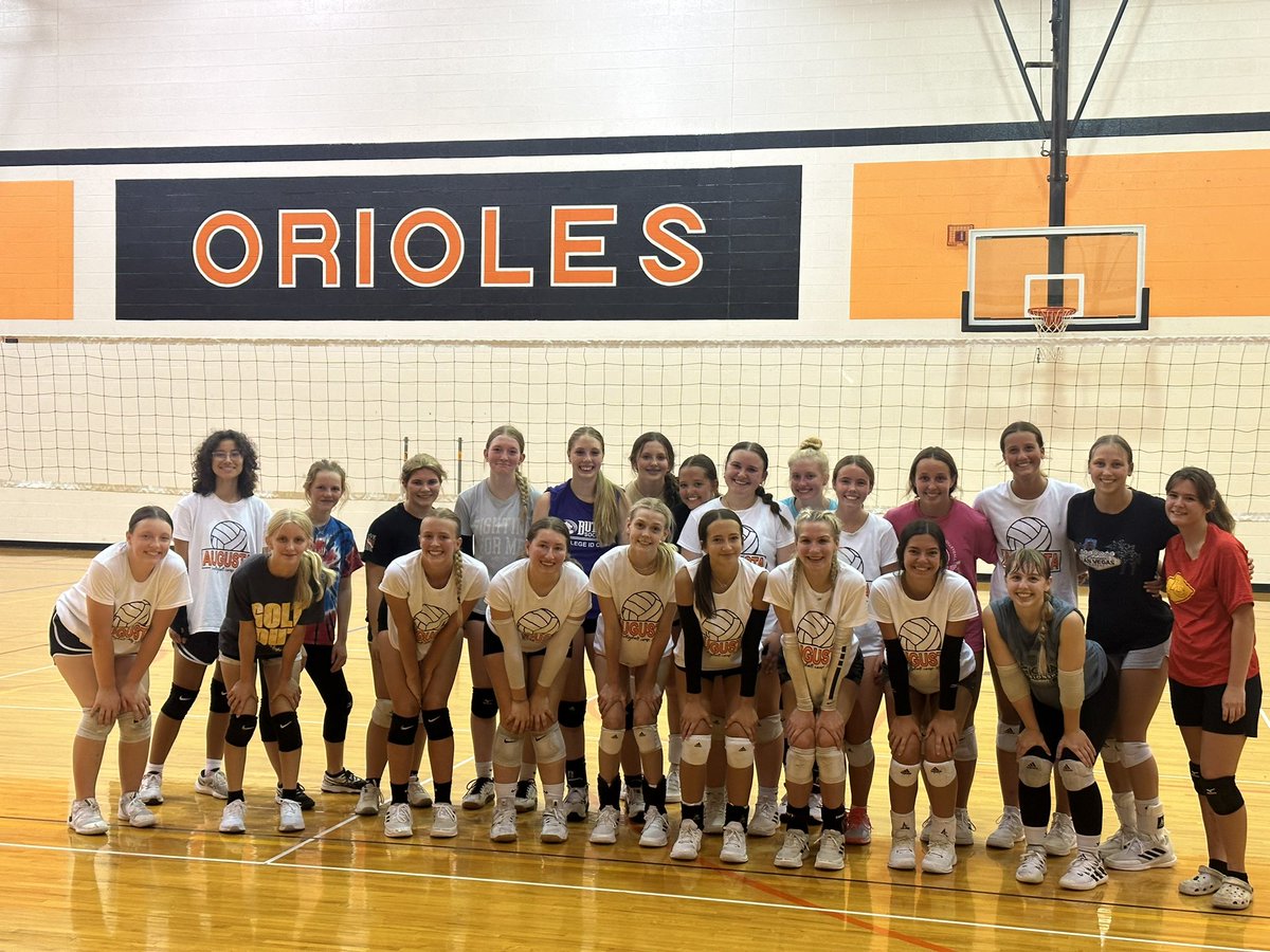 Great Week of Camp! 
Looking forward to the season🏐🧡
#oriolepride #volleyball #family