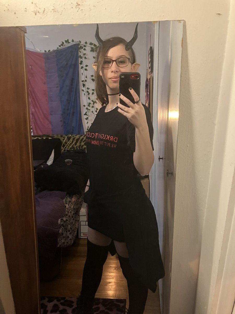 elbow92's tweet photo. Happy Pride!!!! #pridemonth #pridedemon #bisexual #polyamorous #demigirl #demon #Pride2023 #drklghtclothing https://t.co/xP7Or0LWcJ