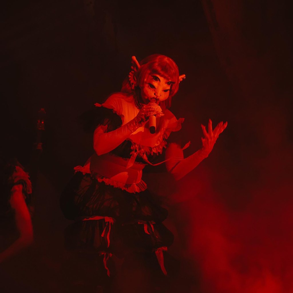 htxvox's tweet photo. 🎶 Melanie Martinez performing at @713musichall on their #PortalsTour! 

📸 Check out the new photo gallery + review 

🔗 https://t.co/OOk9Nb3wv2 https://t.co/cXSnb7LmTv