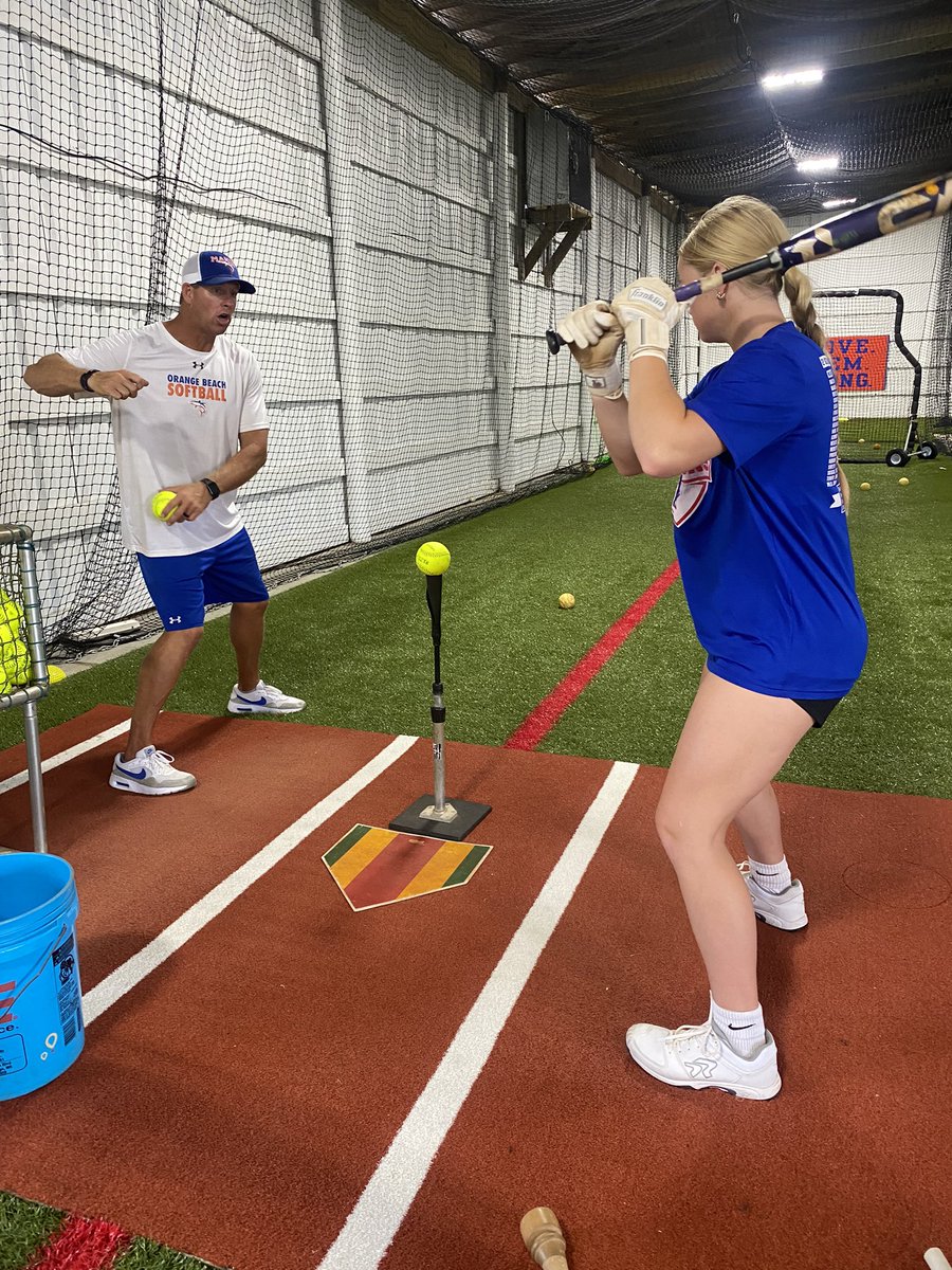 Getting ready for  Colorado with @CoachHodo  and @CoachOAllZones 🧡🖤
@unity_json_ross @LSUsoftball @LegacyLegendsS1 @ExtraInningSB @BrenttEads @MaxPreps @SBLiveFL @pgf @PG_Softball