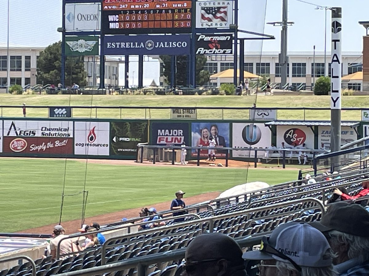 @MashingDingers Midland (TX) Rock Hounds
(A’s AA)
In all fairness it was 105 degrees and Father’s Day.