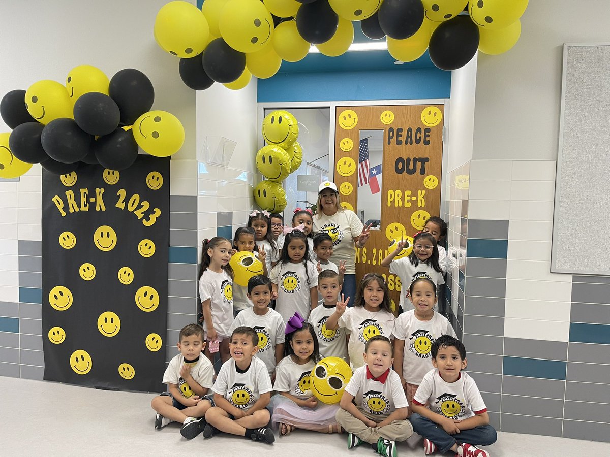 Peace out Pre-k 2023! 😎✌️