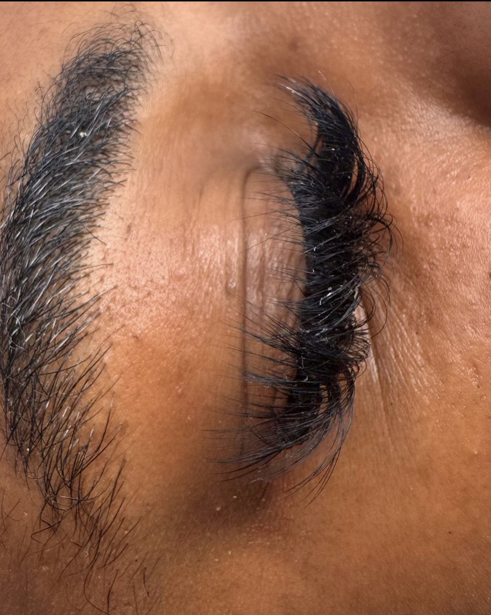 bdidherlashes's tweet photo. Spot opened up💓
3:30pm appointment available tomorrow💓
Dm @bdidherlashes on instagram to book💓
#lashtech #757lashtech #757lashes #norfolklashes #vabeachlashes #nsulashtech #odulashtech #Dmvlashtech https://t.co/cNqqN6JLnj