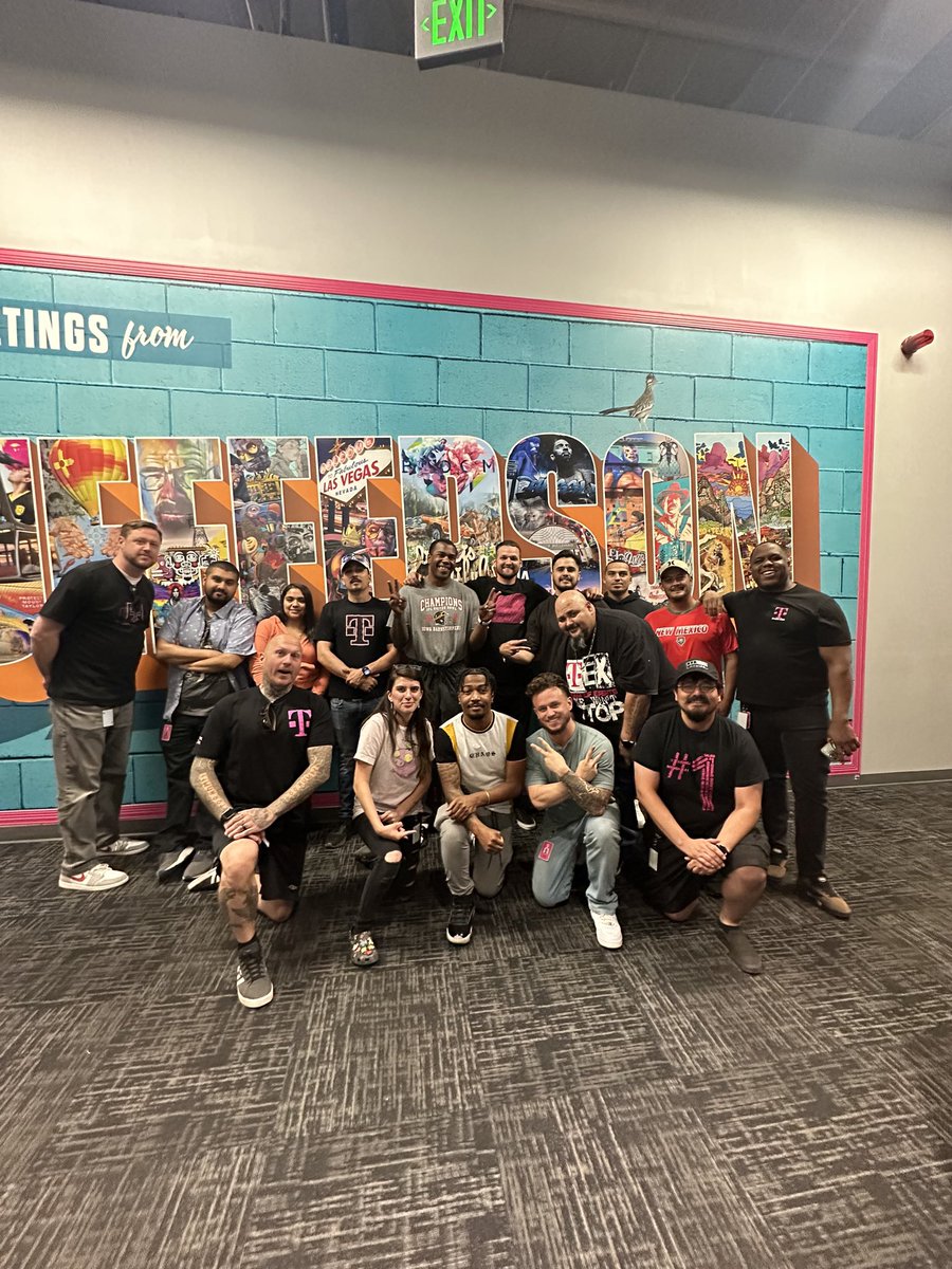 That’s a wrap for a visit from our leaders! Jefferson VR thanks @VirtualTalbott and crew for helping us get off the ground!  #jeffersonstrong #albuquerqueVR #uncarrier #TheFutureIsNow #winning #watchus